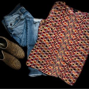 Banana Republic sheer sleeveless blouse. Size PL.